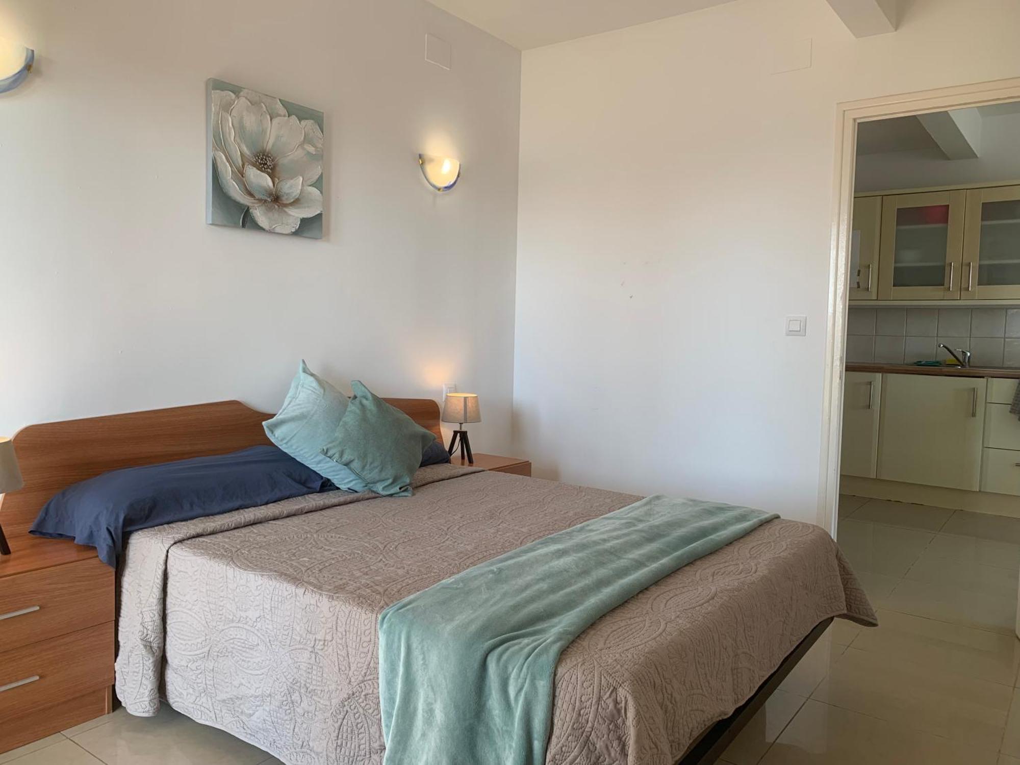 Waterside Apartment - Two Bedroom เอมปูเรียบราบา ภายนอก รูปภาพ